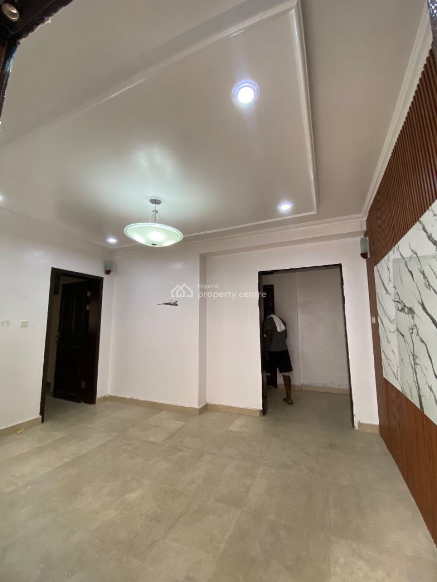 1 Bedroom Apartment, Lekki, Lekki Phase 1, Lekki, Lagos, Mini Flat (room and Parlour) for Rent