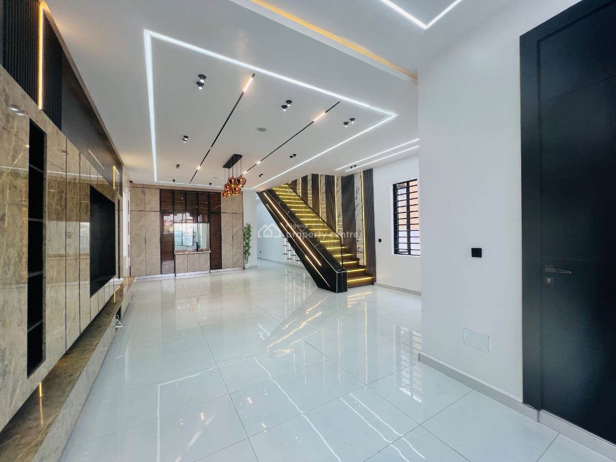 5 Bedroom Stand Alone with Gym and Pool, Ikota Villa Estate, Ikota, Lekki, Lagos, Detached Duplex for Sale