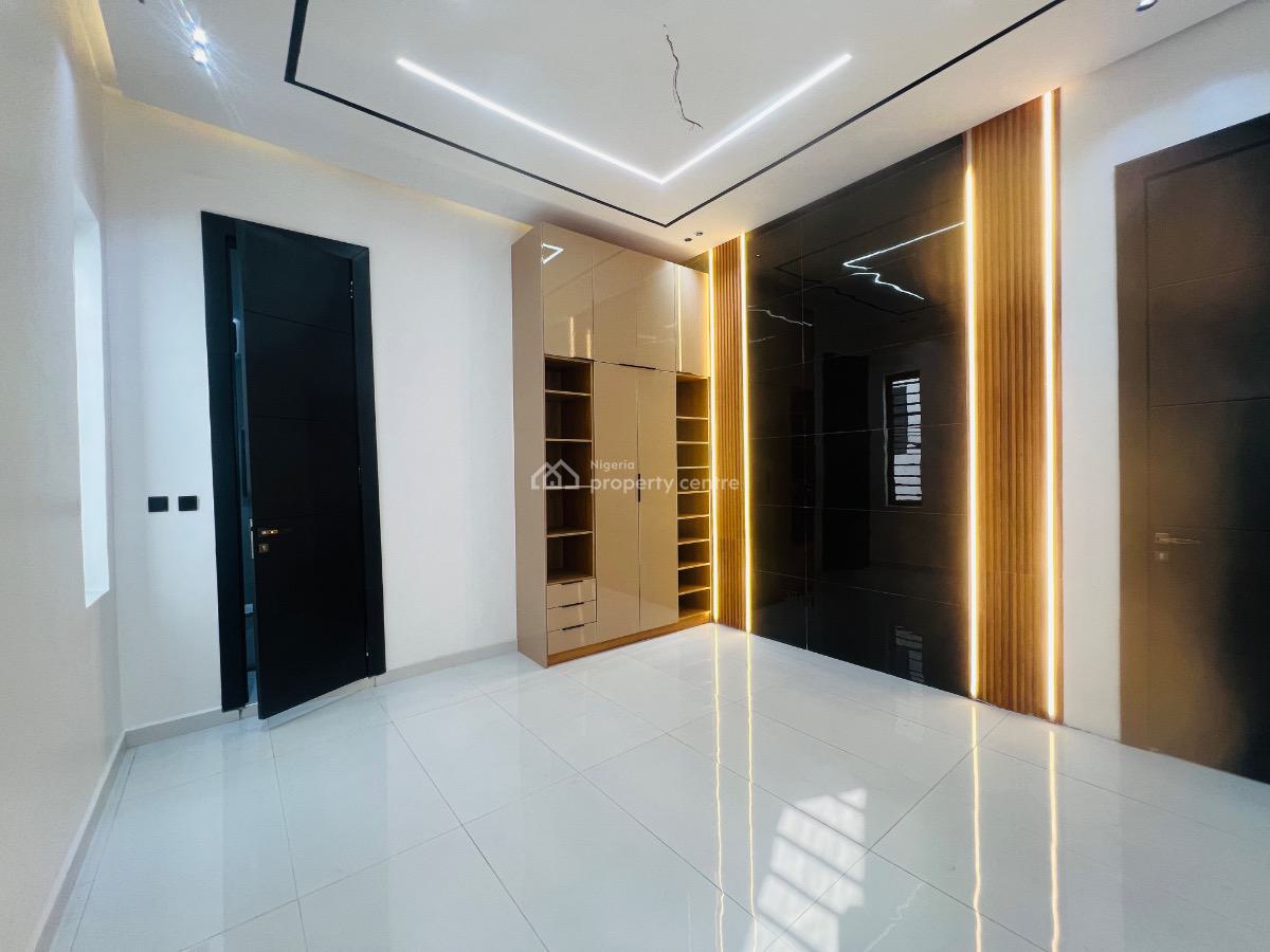 5 Bedroom Stand Alone with Gym and Pool, Ikota Villa Estate, Ikota, Lekki, Lagos, Detached Duplex for Sale