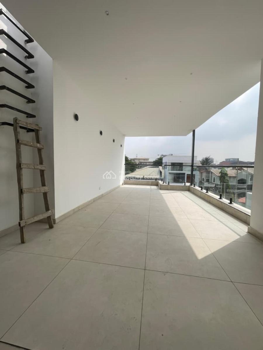 Spacious  5 Bedroom Fully  Detached Duplex with Rooftop, Pool, Gym, an, Lekki Phase 1, Lekki, Lagos, Detached Duplex for Sale