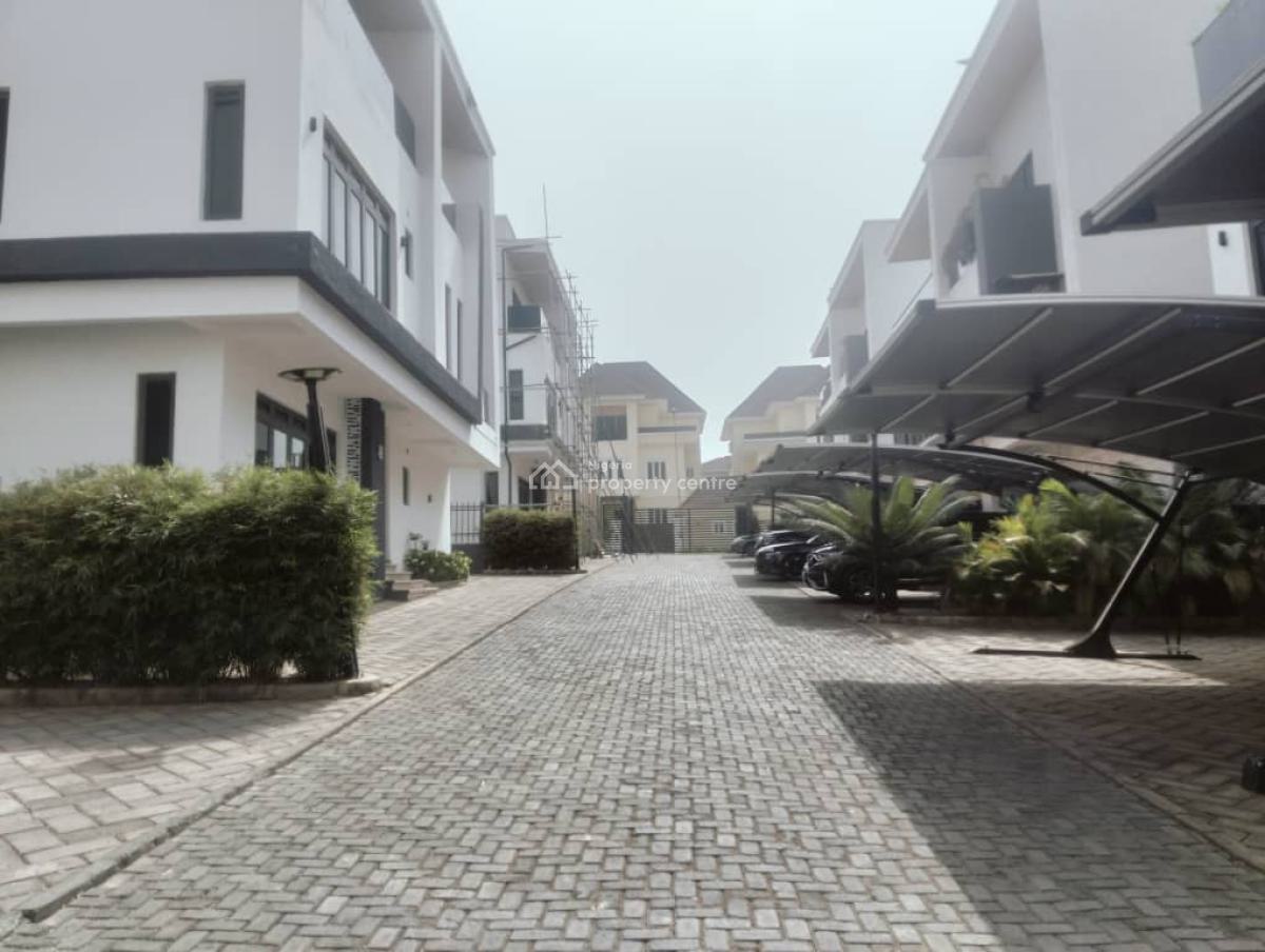 Exquisitely Finished and New 5 Bedroom Semi Detached Duplex with a Bq, Guzape District, Abuja, Semi-detached Duplex for Rent