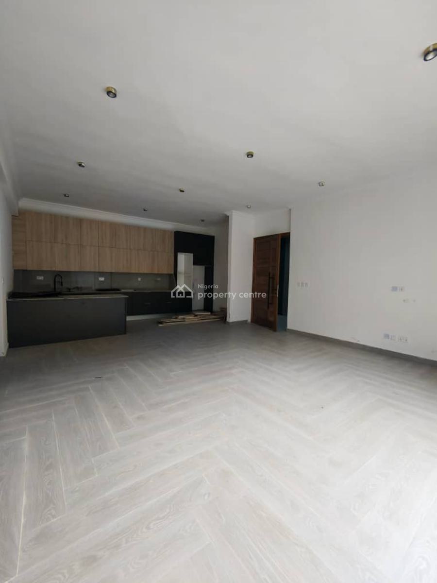 Luxury and Well Built Fully Serviced 2&3 Bedroom, Off Freedom Ikate Elegushi, Lekki Phase 1, Lekki, Lagos, Flat / Apartment for Sale