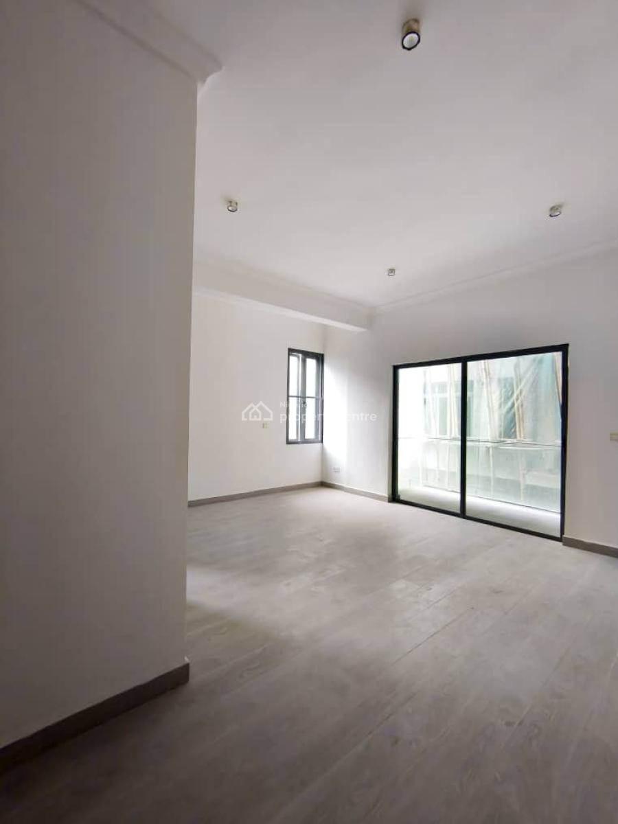 Luxury and Well Built Fully Serviced 2&3 Bedroom, Off Freedom Ikate Elegushi, Lekki Phase 1, Lekki, Lagos, Flat / Apartment for Sale