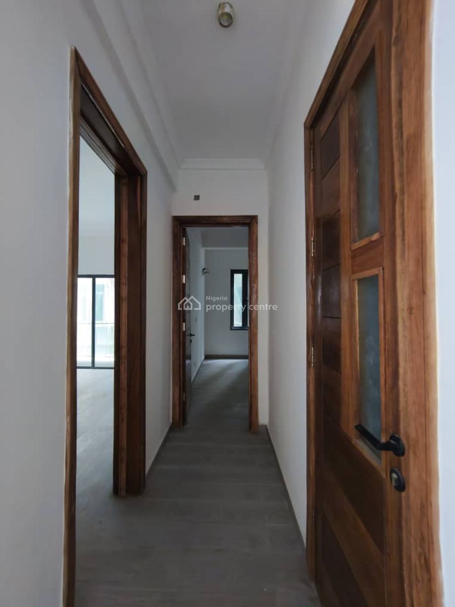 Luxury and Well Built Fully Serviced 2&3 Bedroom, Off Freedom Ikate Elegushi, Lekki Phase 1, Lekki, Lagos, Flat / Apartment for Sale