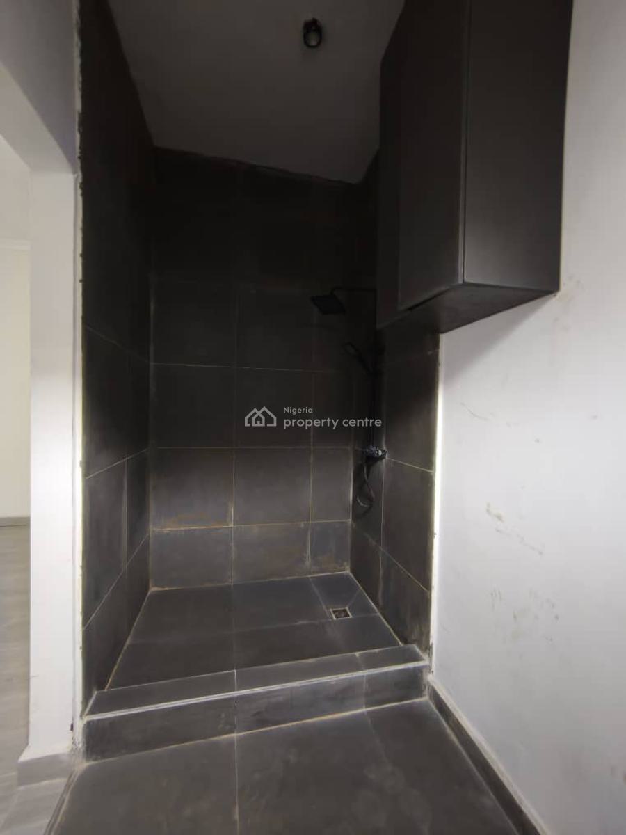 Luxury and Well Built Fully Serviced 2&3 Bedroom, Off Freedom Ikate Elegushi, Lekki Phase 1, Lekki, Lagos, Flat / Apartment for Sale