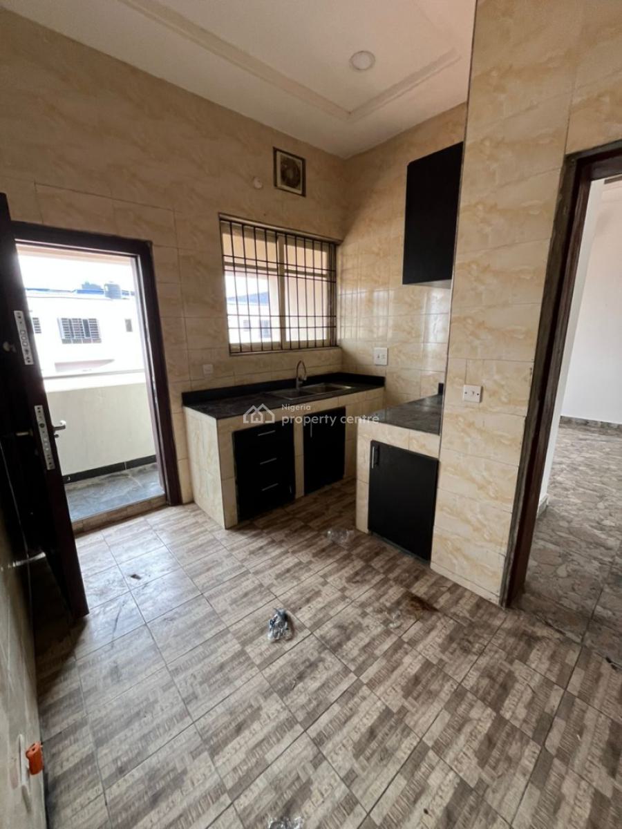 Spacious 1-bedroom Apartment, Ikate, Lekki, Lagos, Mini Flat (room and Parlour) for Rent