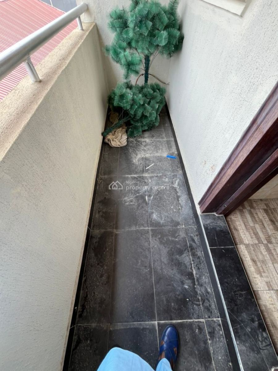 Spacious 1-bedroom Apartment, Ikate, Lekki, Lagos, Mini Flat (room and Parlour) for Rent