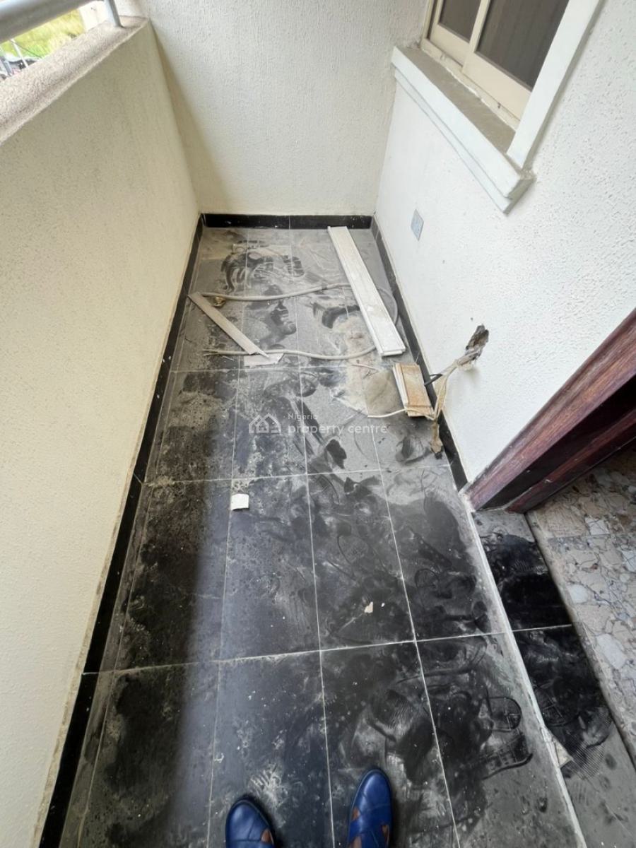 Spacious 1-bedroom Apartment, Ikate, Lekki, Lagos, Mini Flat (room and Parlour) for Rent