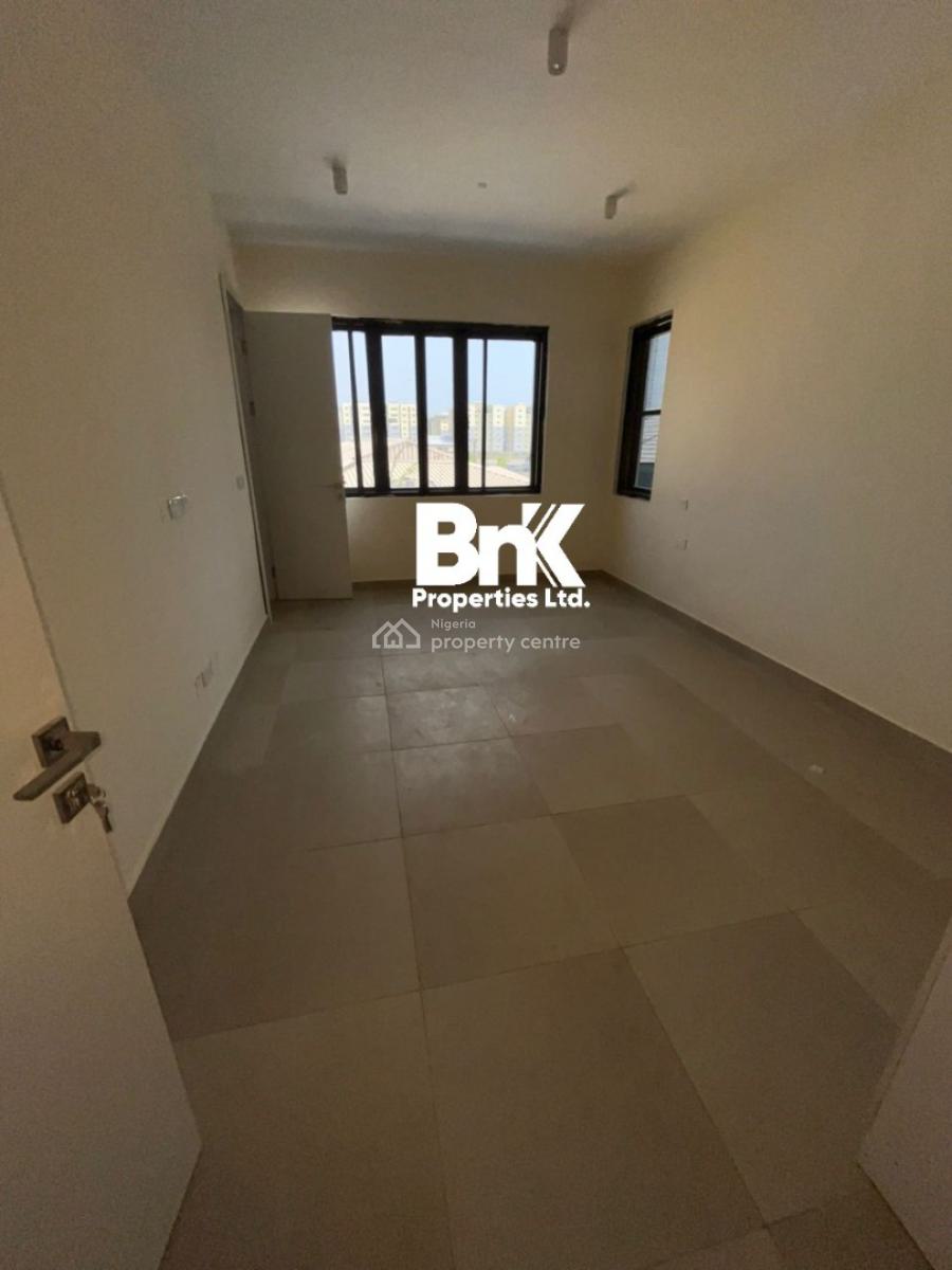 Brand New Modern 2-bedroom Apartment, Lekki Phase 1, Lekki, Lagos, Flat / Apartment for Sale