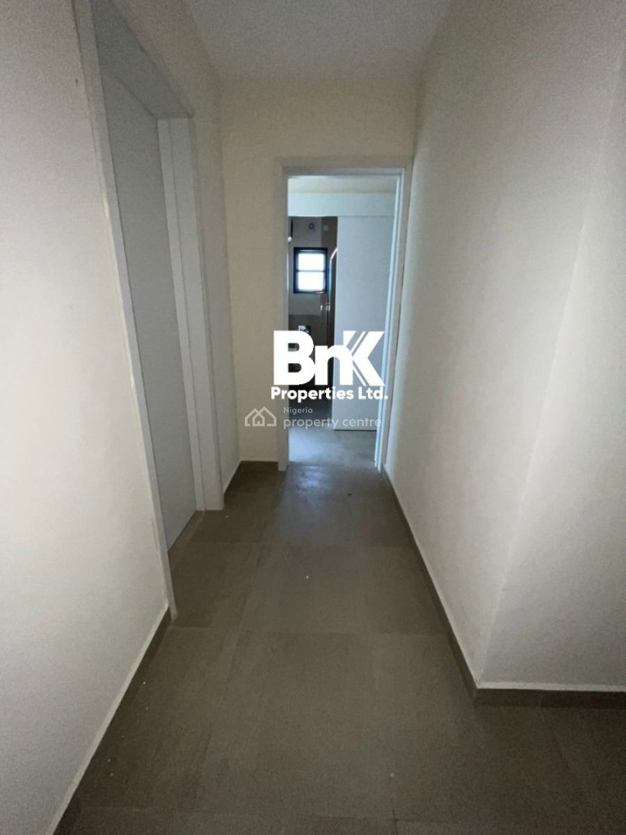 Brand New Modern 2-bedroom Apartment, Lekki Phase 1, Lekki, Lagos, Flat / Apartment for Sale