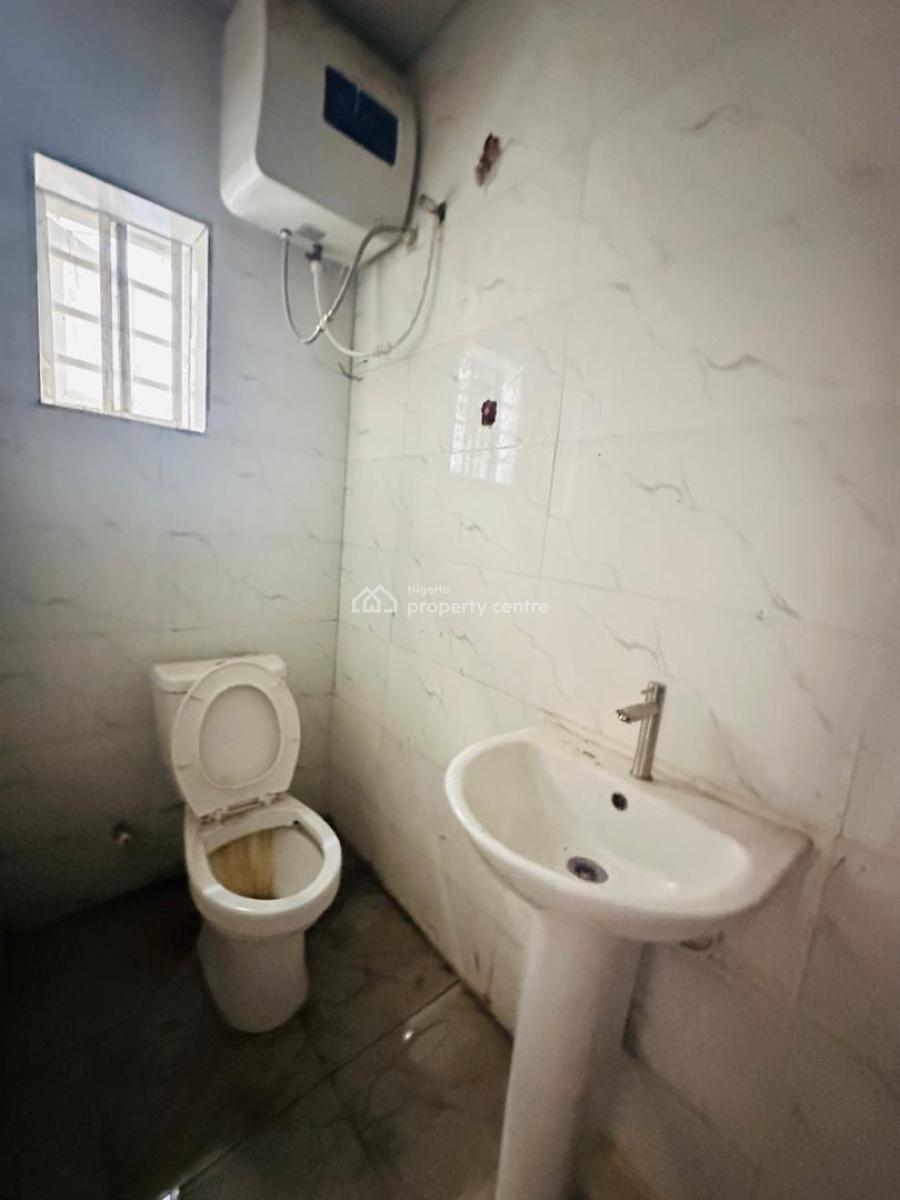 Neatly Built 3bedroom Apartment with Elevator in Ikoyi, Ikoyi ,lagos ,nigeria, Ikoyi, Lagos, Flat / Apartment for Sale