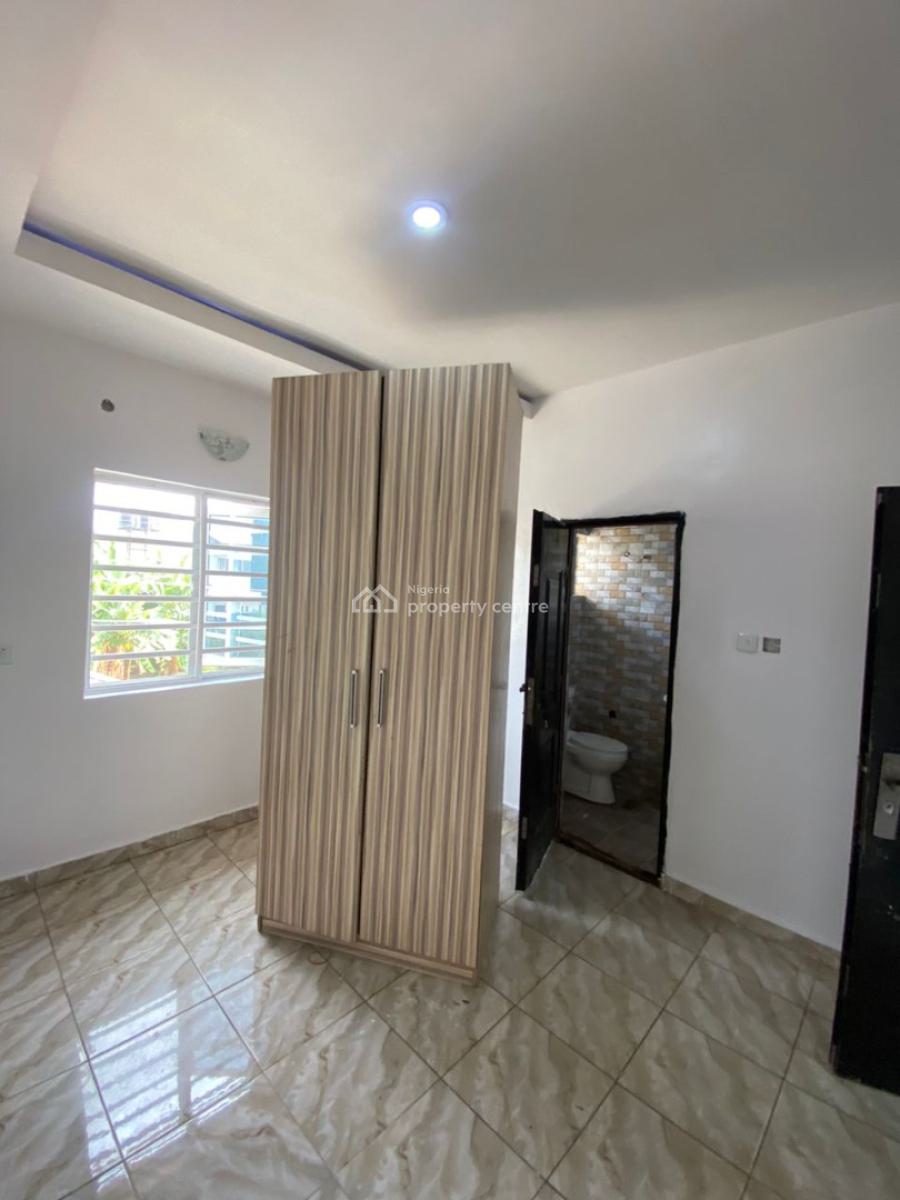 Standard 3 Bedroom Apartment Upstairs, Peaceland Ogombo, Ajah, Lagos, Flat / Apartment for Rent