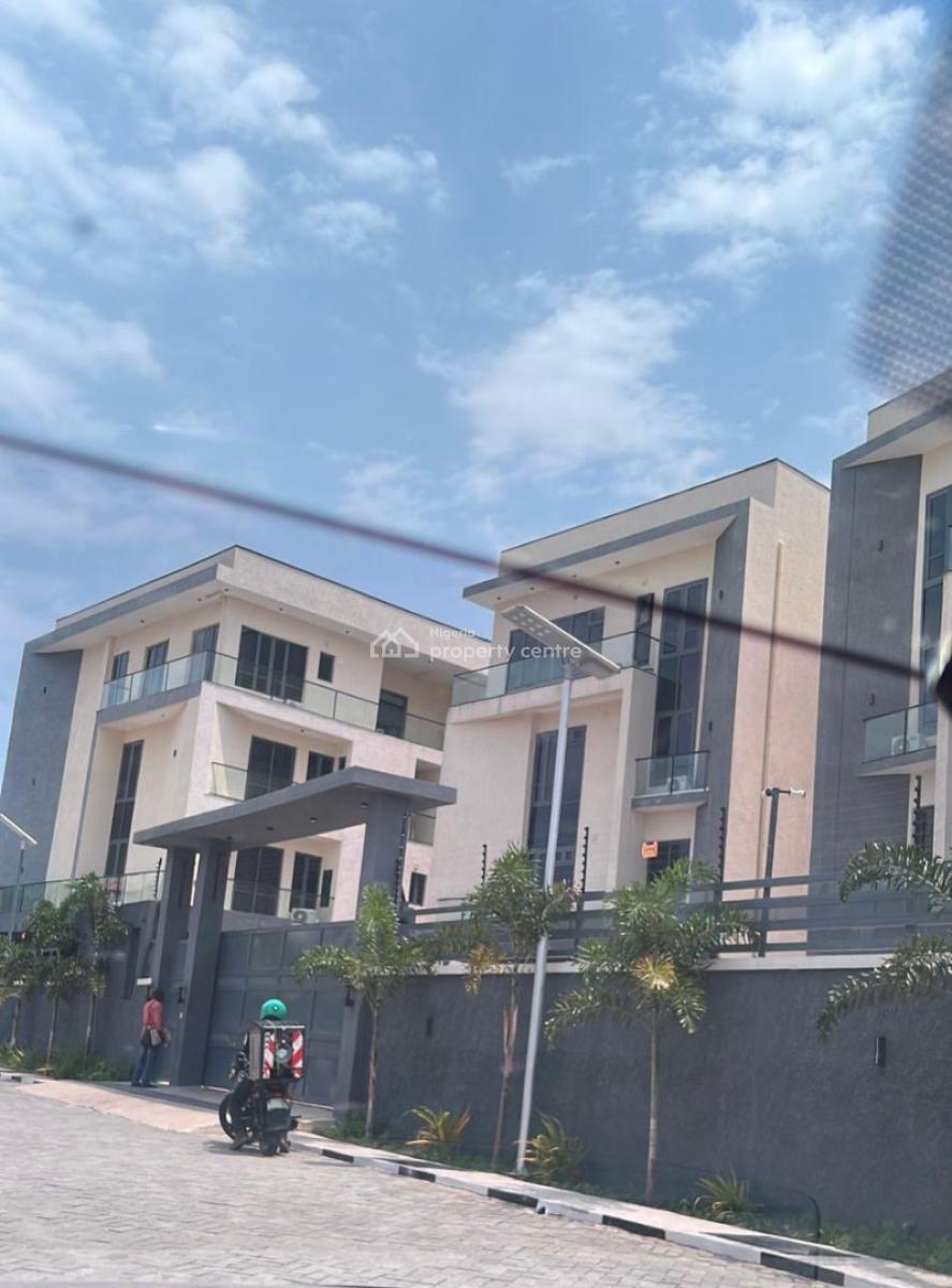 Exquisitely Furnished 2 Bedroom Apartment, Off Admiralty Way, Lekki Phase 1, Lekki, Lagos, Flat / Apartment for Rent