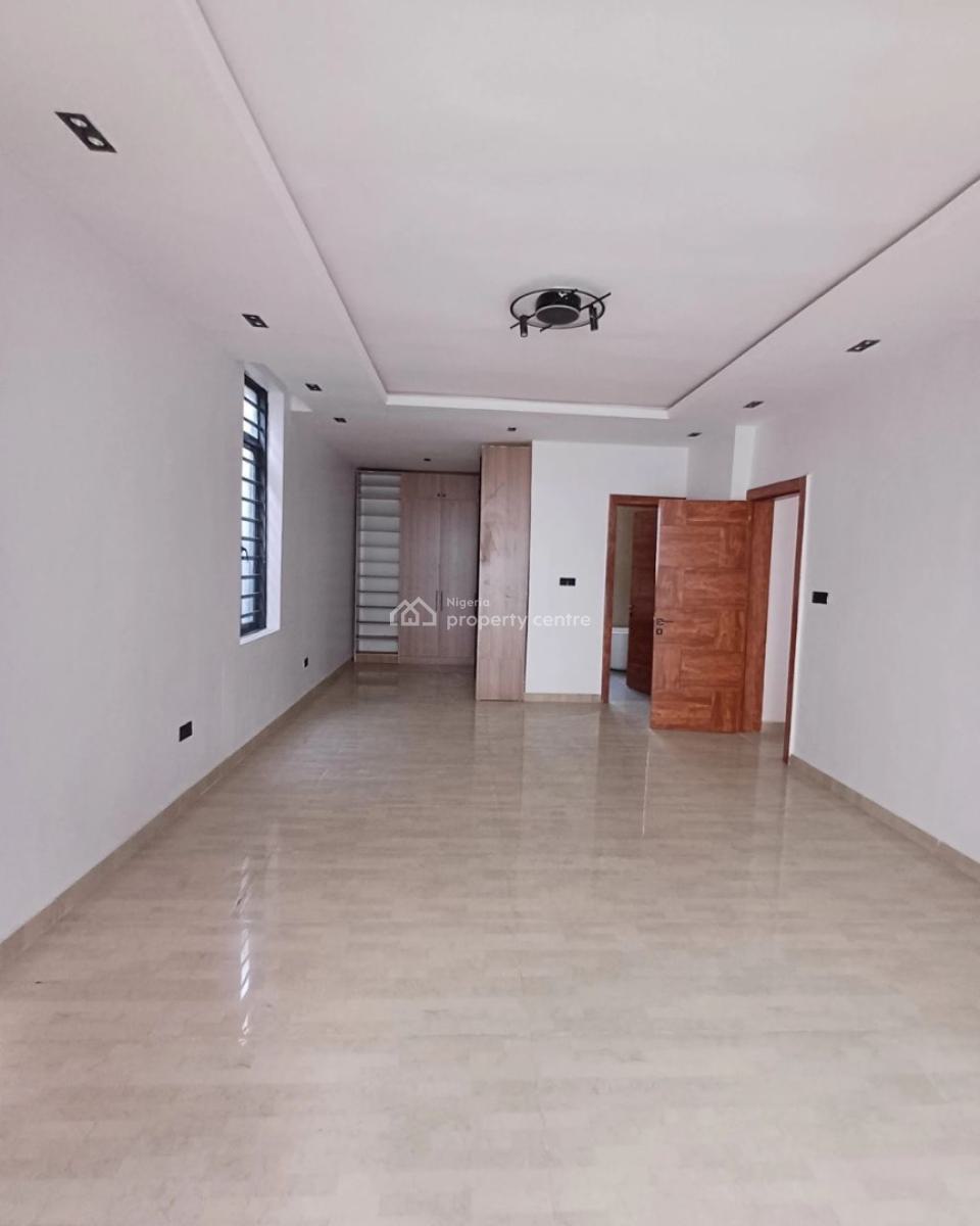 Newly Built 5 Bedroom House, Lekki Phase 1, Lekki, Lagos, Office Space for Rent