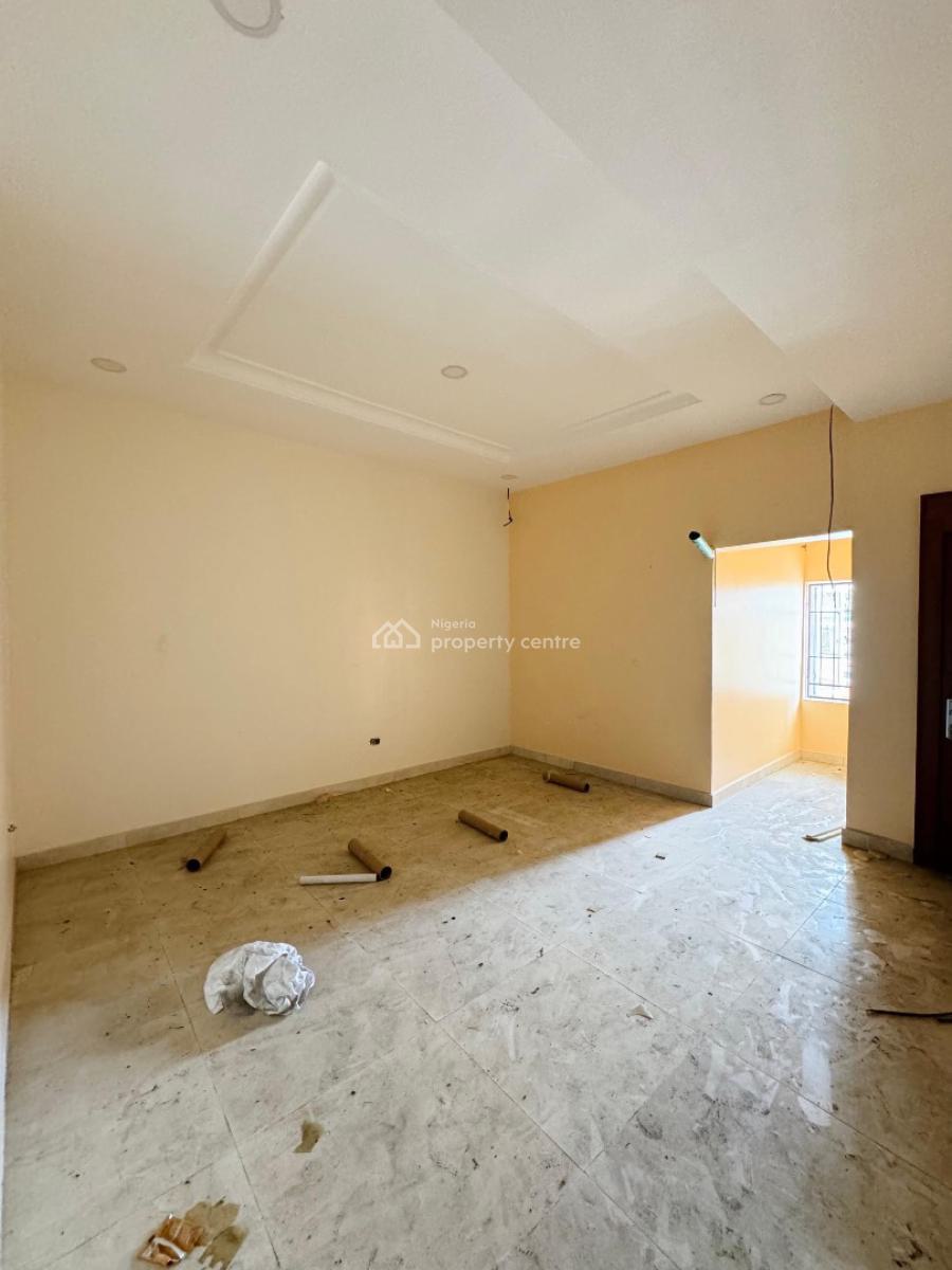 a Grand and Exceptionally Spacious 8-bedroom Mansion, Lekki Phase 1, Lekki, Lagos, House for Sale