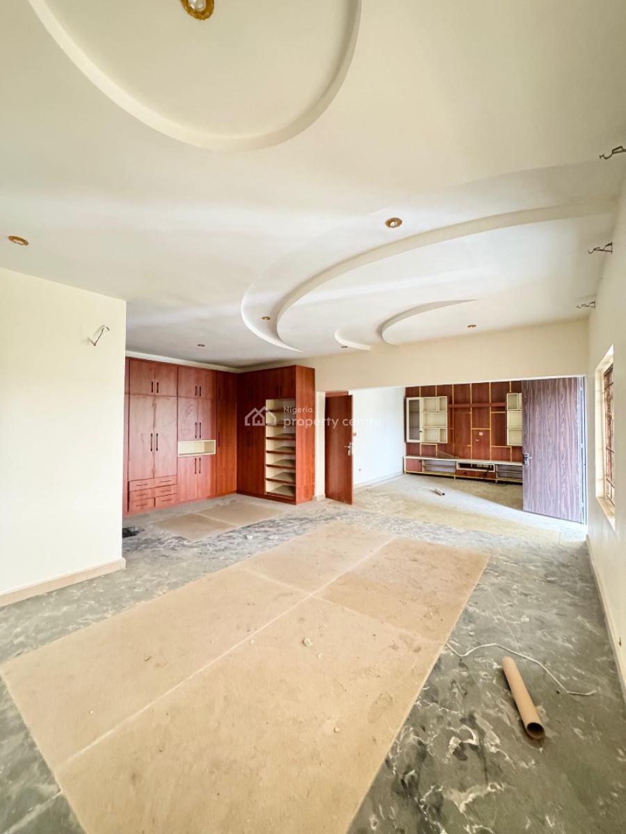 a Grand and Exceptionally Spacious 8-bedroom Mansion, Lekki Phase 1, Lekki, Lagos, House for Sale