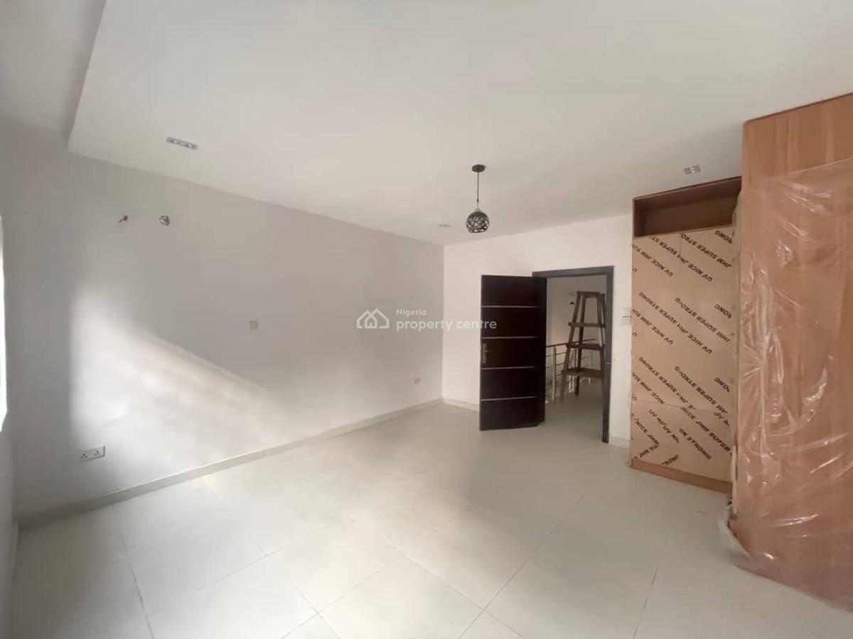 All New Luxury Standard Ensuit 3 Bedroom Terrace House, Good Road Network, Secured Environment, Agungi, Lekki, Lagos, Terraced Duplex for Rent