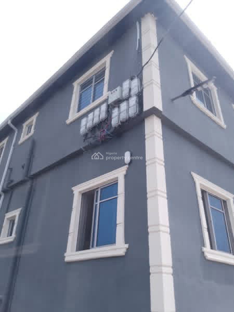 Room and Parlor Pop, Odoguyan Road, Ikorodu, Lagos, Flat / Apartment for Rent