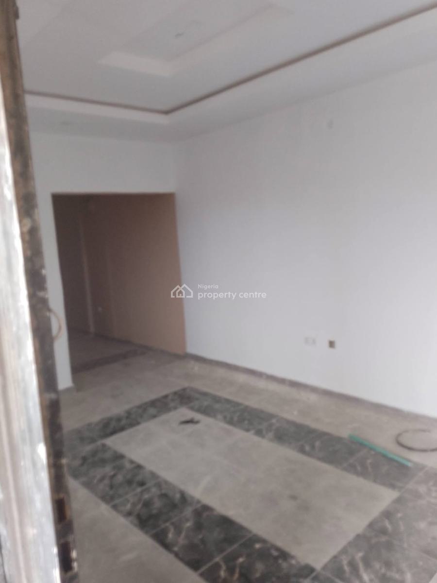 Room and Parlor Pop, Odoguyan Road, Ikorodu, Lagos, Flat / Apartment for Rent
