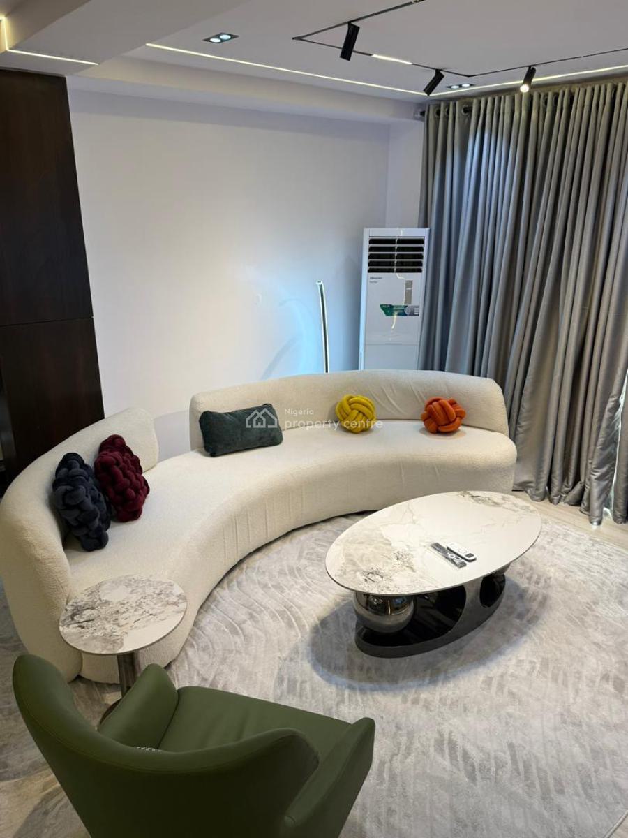 Luxury 2bedrooms Apartment with Elevator and Ps5, Freedom Way, Phase 1, Lekki, Lagos, Flat / Apartment Short Let