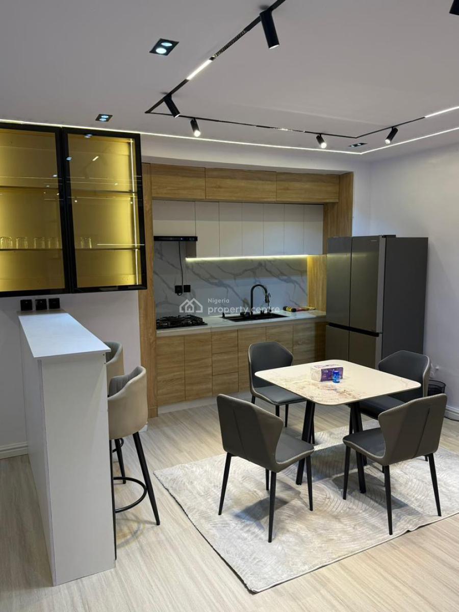 Luxury 2bedrooms Apartment with Elevator and Ps5, Freedom Way, Phase 1, Lekki, Lagos, Flat / Apartment Short Let