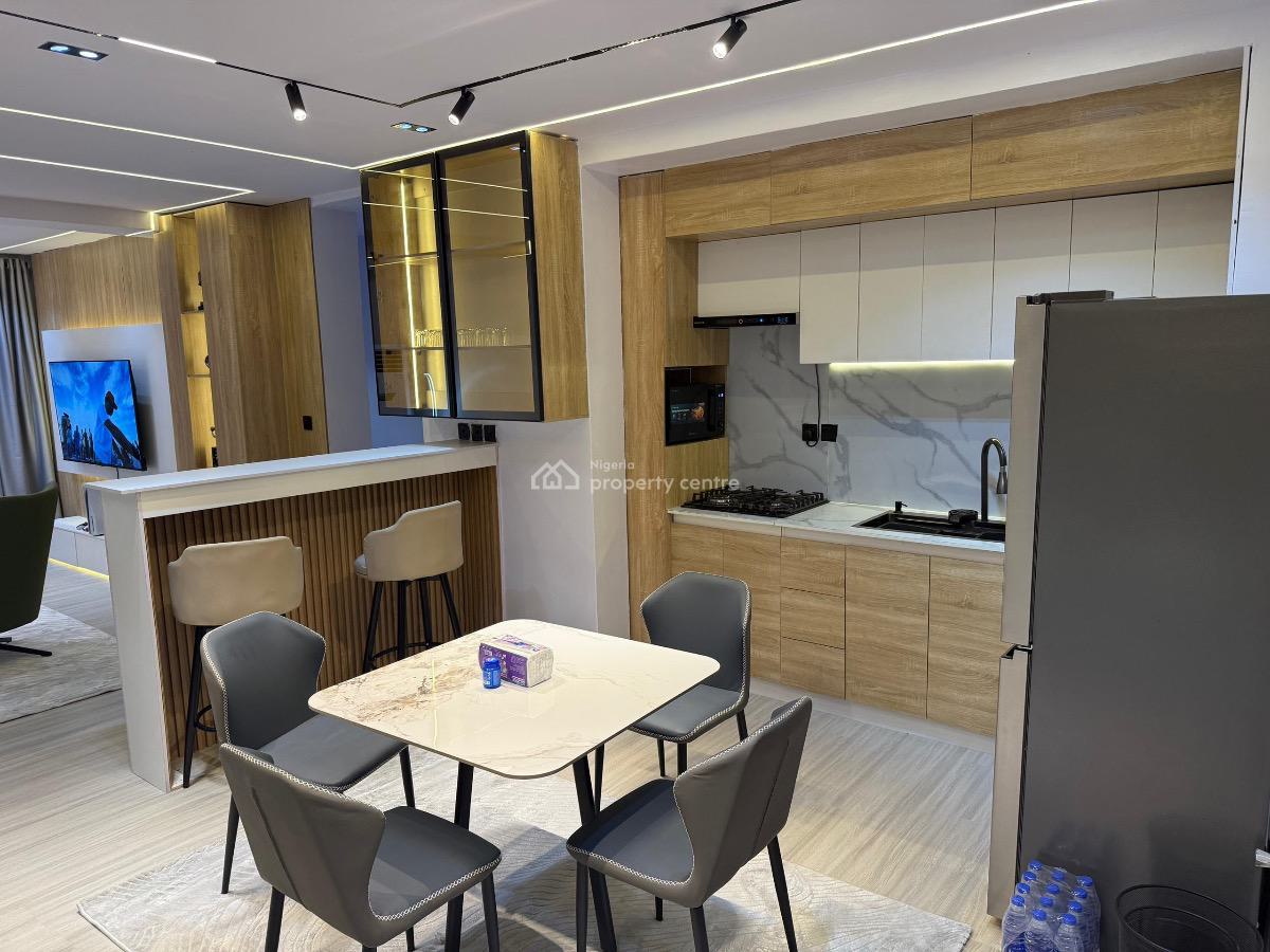 Luxury 2bedrooms Apartment with Elevator and Ps5, Freedom Way, Phase 1, Lekki, Lagos, Flat / Apartment Short Let