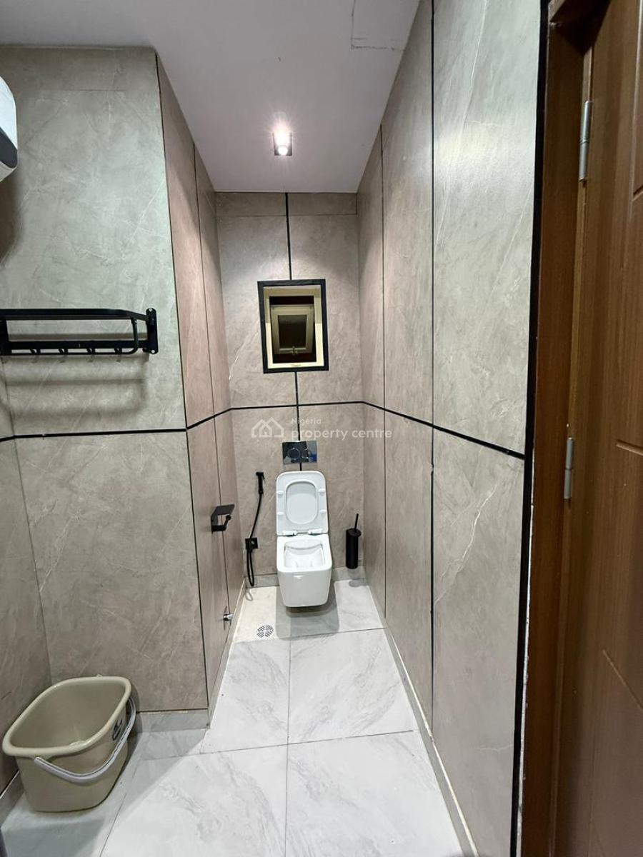 Luxury 2bedrooms Apartment with Elevator and Ps5, Freedom Way, Phase 1, Lekki, Lagos, Flat / Apartment Short Let