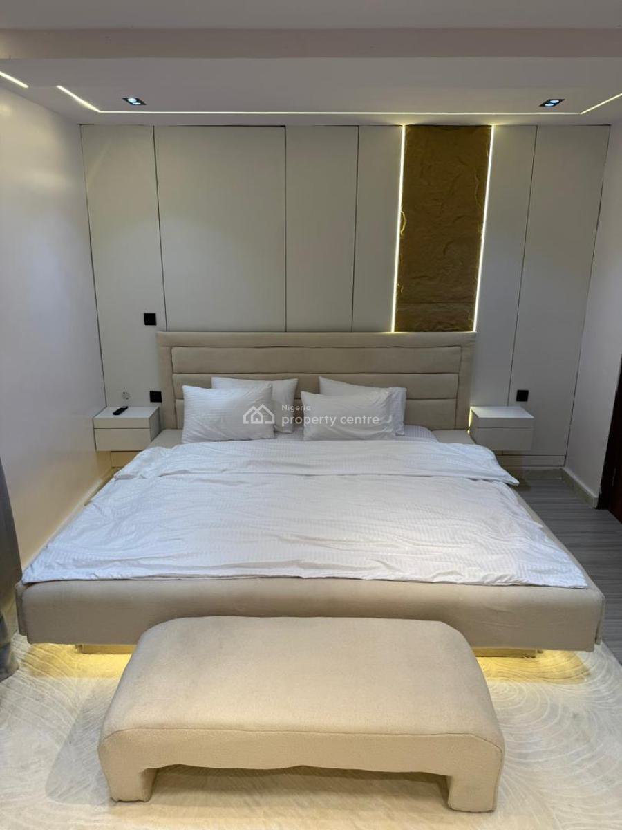 Luxury 2bedrooms Apartment with Elevator and Ps5, Freedom Way, Phase 1, Lekki, Lagos, Flat / Apartment Short Let