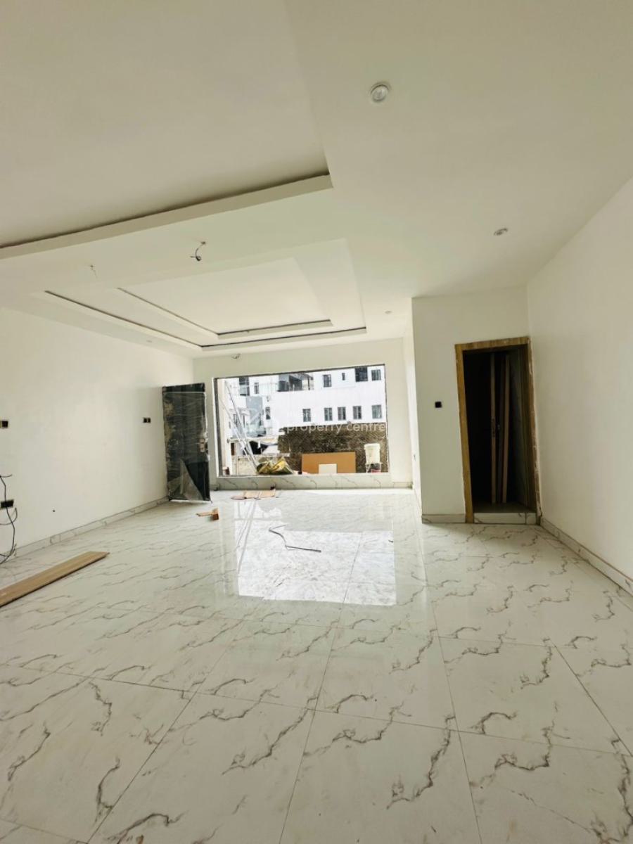 Luxury 2 Bedroom Apartment with Bq, Ologolo, Lekki, Lagos, Flat / Apartment for Rent