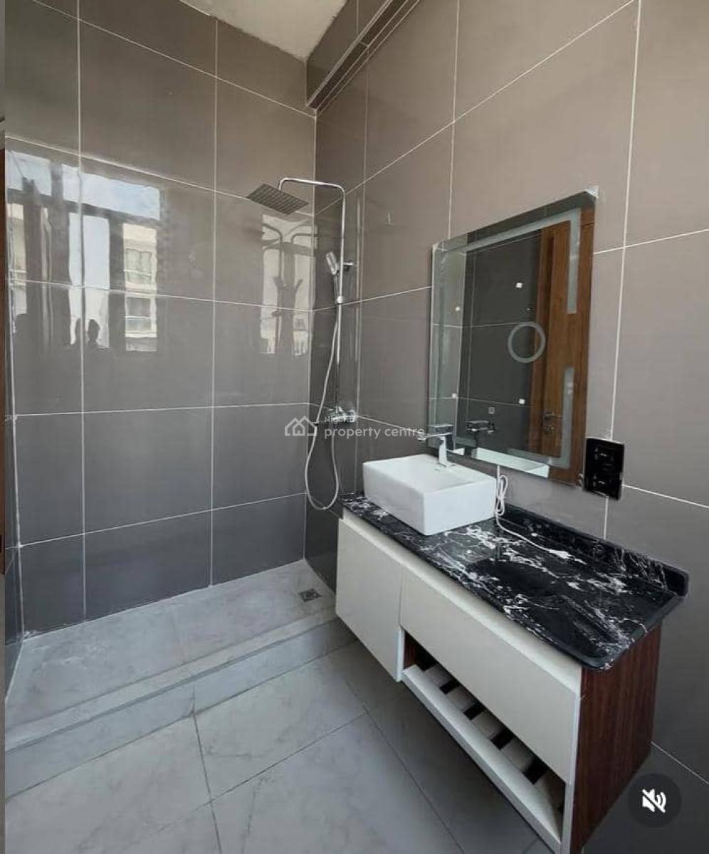 Luxury 2bedroom Apartment with Bq, Lekki Phase 1, Lekki, Lagos, Flat / Apartment for Rent