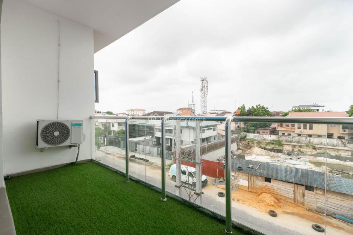 Cute Furnished Two Bedroom Apartment, Lekki Phase 1, Lekki, Lagos, Flat / Apartment Short Let