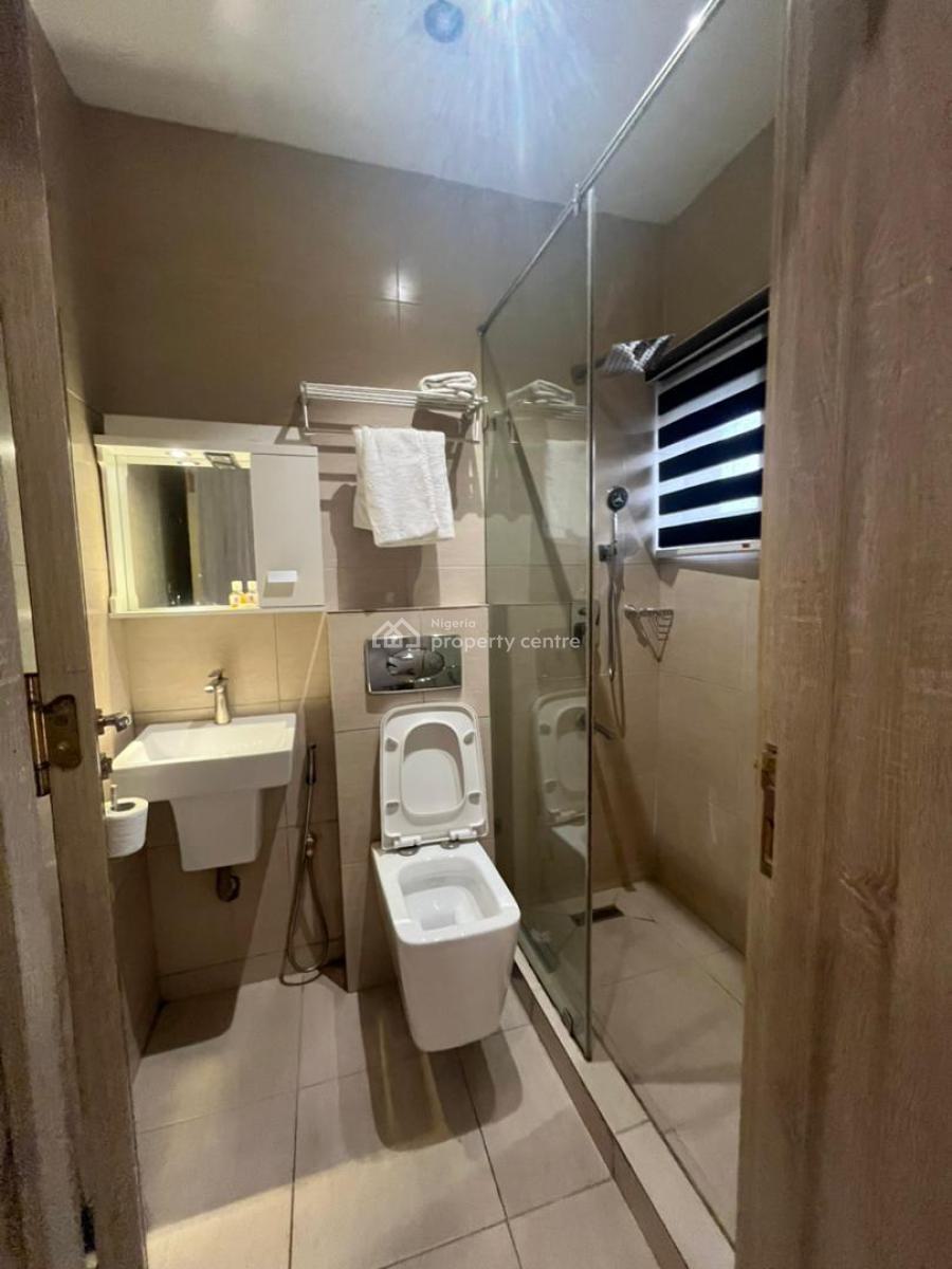 Luxury Two Bedroom Apartment, Ikeja Gra, Ikeja, Lagos, Flat / Apartment Short Let