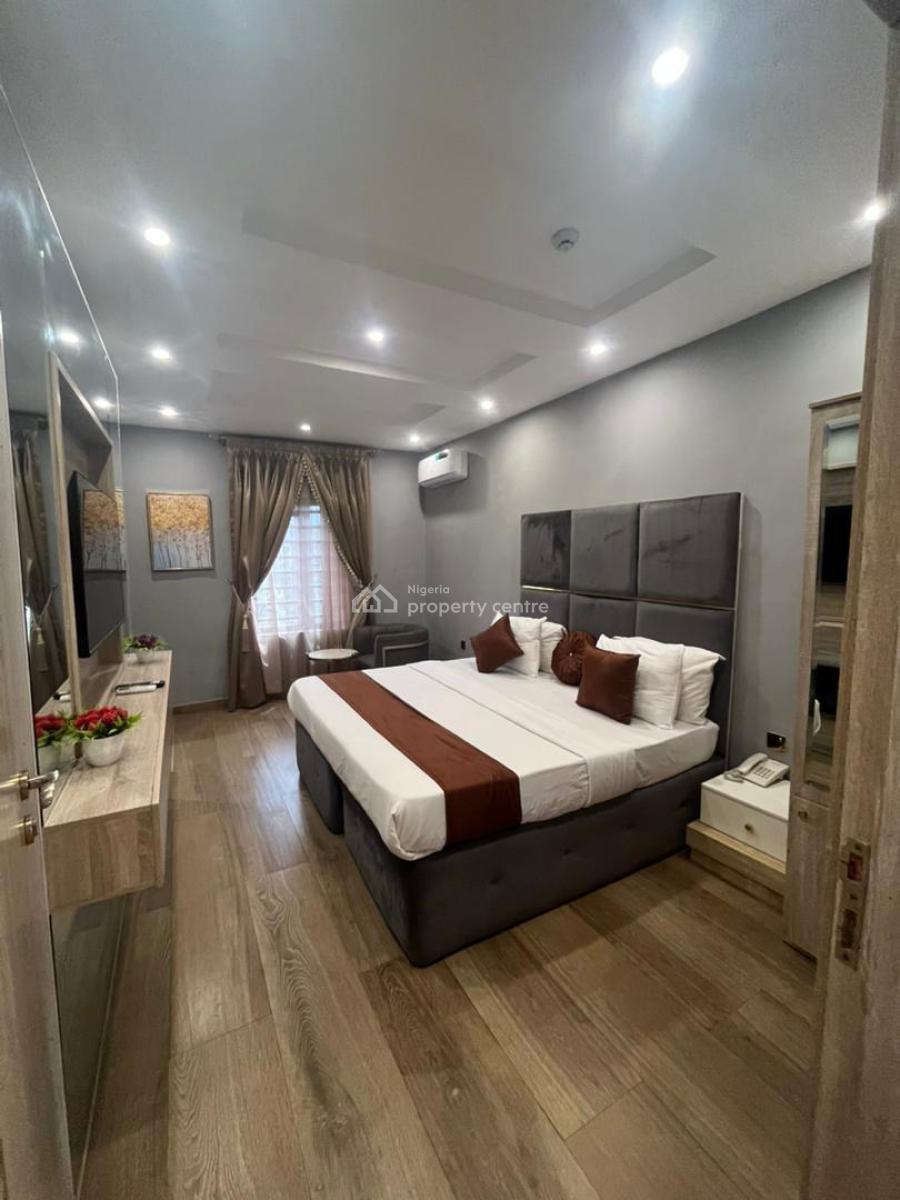 Luxury Two Bedroom Apartment, Ikeja Gra, Ikeja, Lagos, Flat / Apartment Short Let