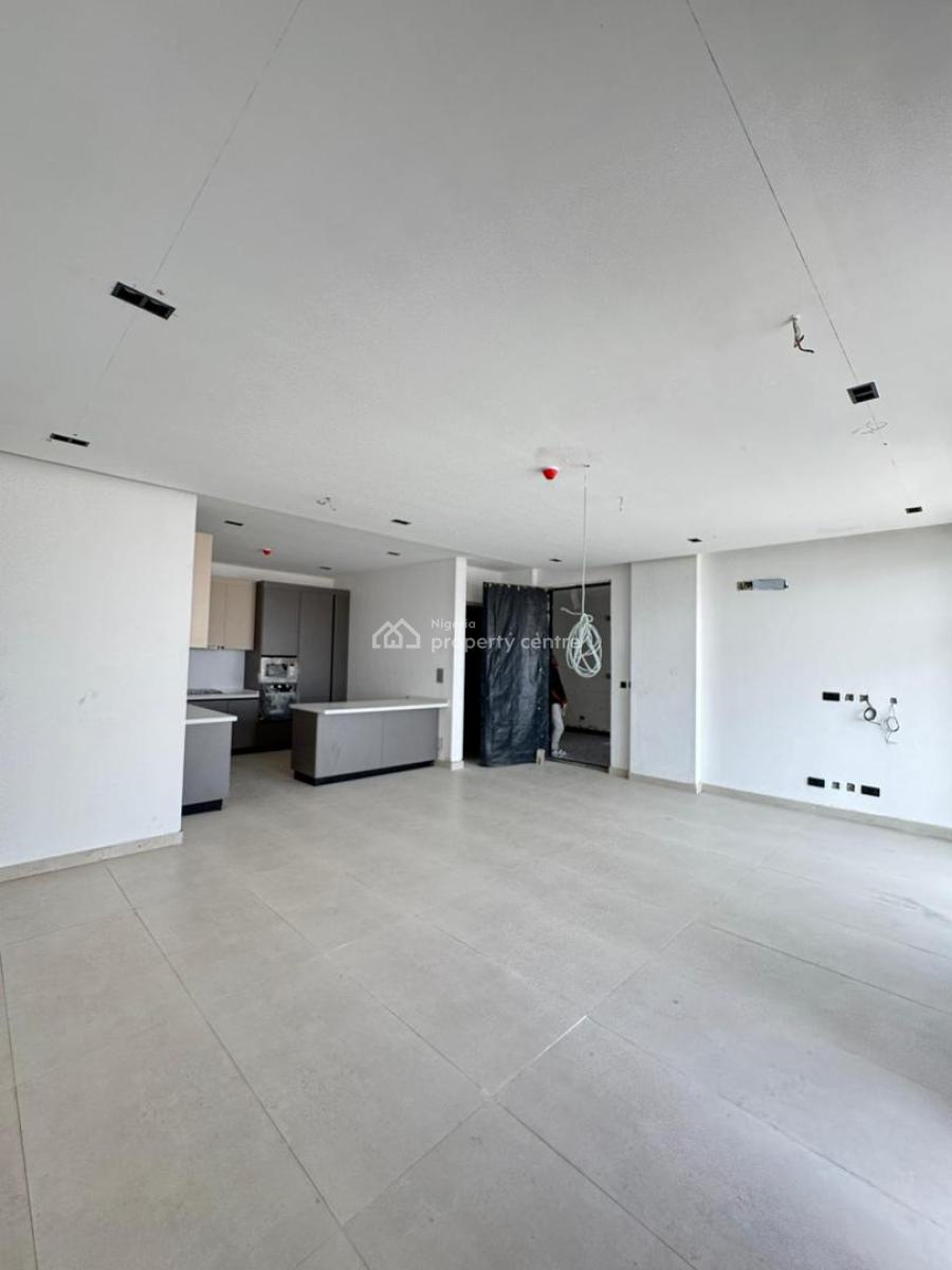 Excellent 2 Bedroom Apartment, Lekki Phase 1, Lekki, Lagos, Flat / Apartment for Sale