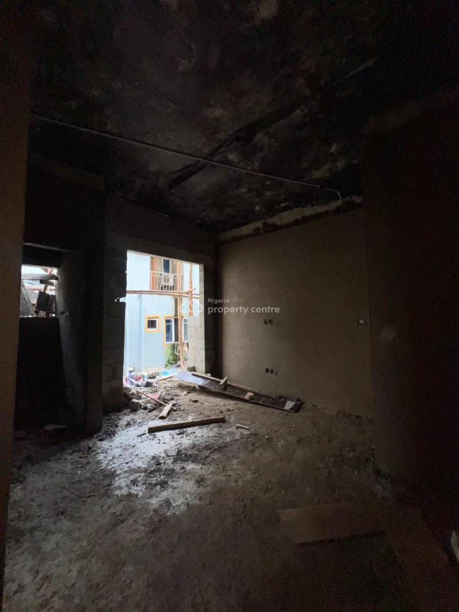 Off Plan Project The Mainland Akoka Unilag Yaba, Yaba Akoka in a Good Looking Perfect for Shortlet, Akoka, Yaba, Lagos, Mini Flat (room and Parlour) for Sale