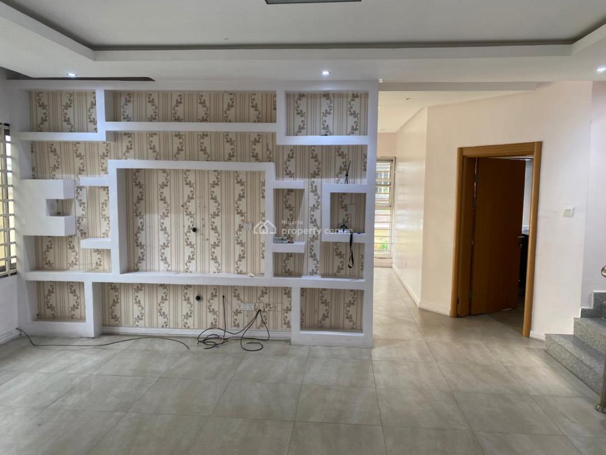 Luxury 4-bedroom Semi-detached House with Bq  at Pinnock Beach, Pinnock Beach Estate, Osapa, Lekki, Lagos, Semi-detached Duplex for Rent
