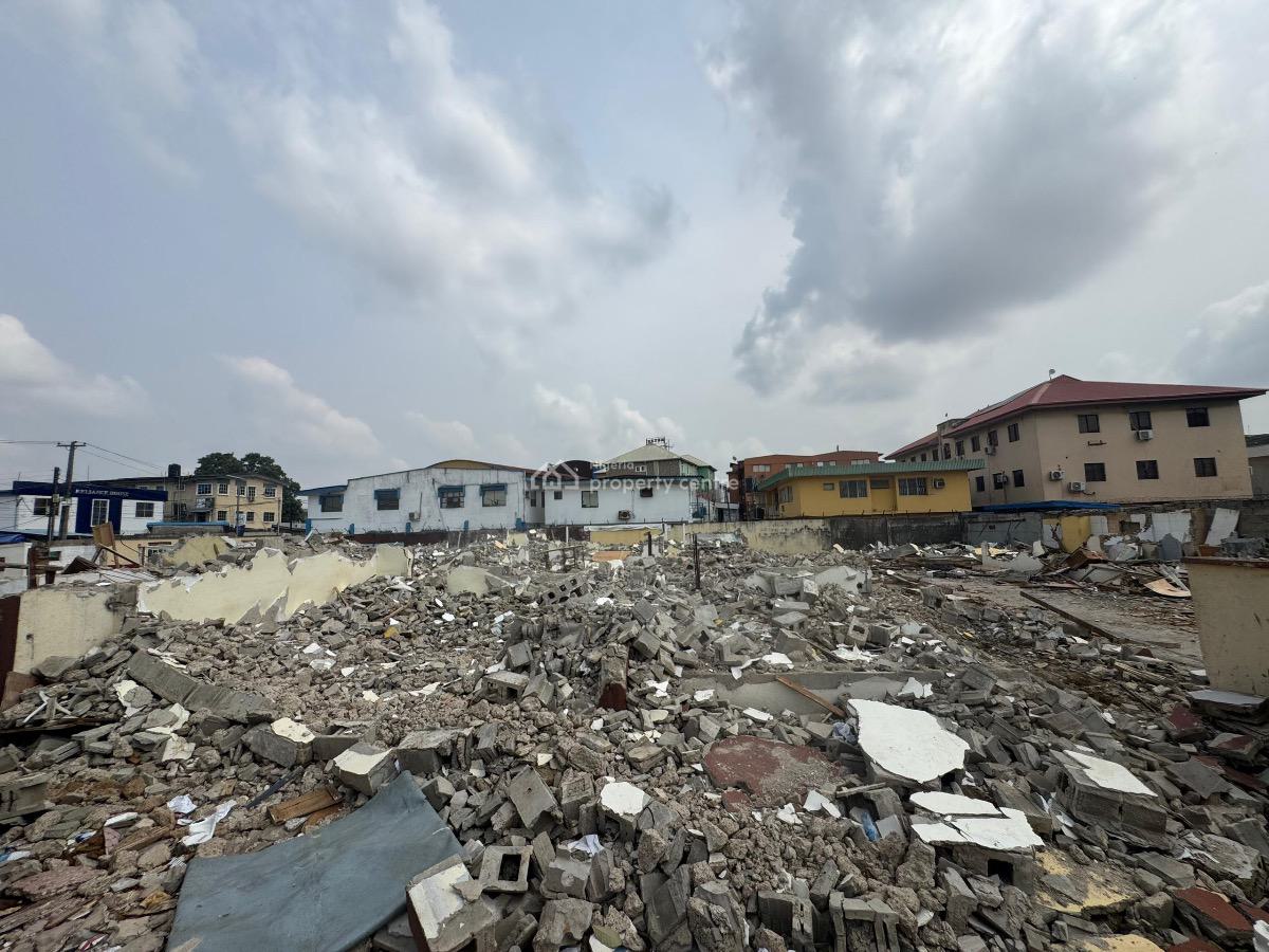 a Corner Peice Land Measuring 1664sqm, in a Gated, Lovely and Secured, Secured Environment in Adeniyi Jones, Adeniyi Jones, Ikeja, Lagos, Land for Sale