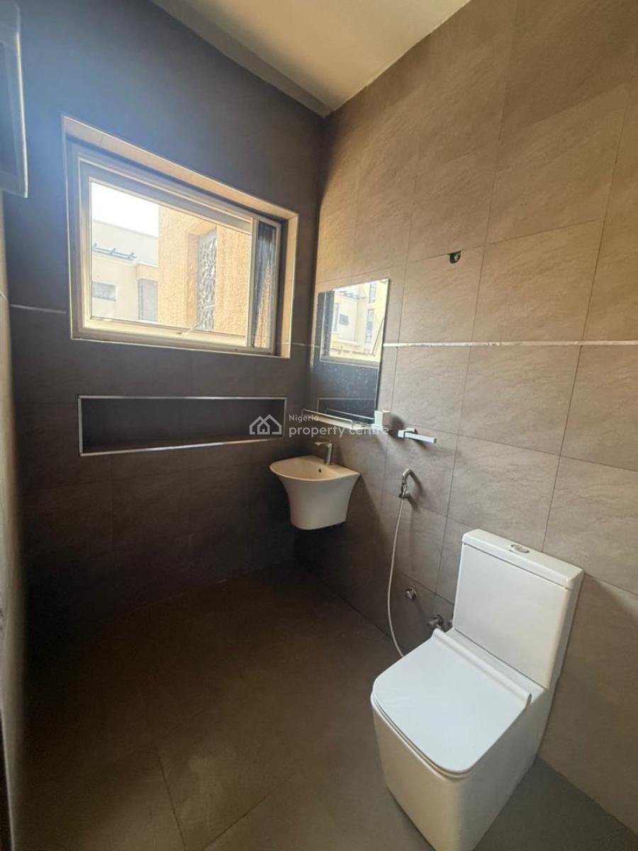 Smart and Tasteful Finished Semi Detached Duplex, Guzape District, Abuja, Semi-detached Duplex for Rent