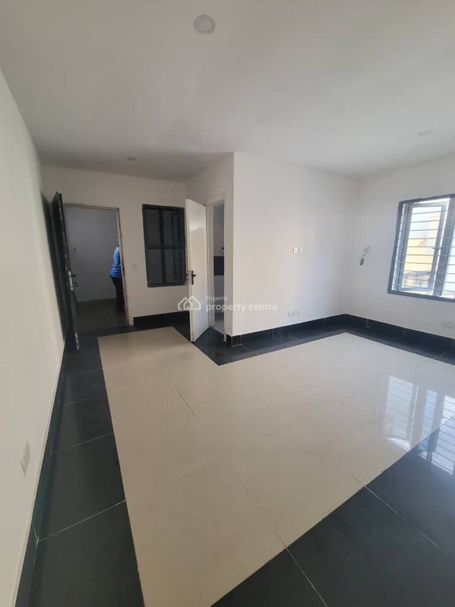 1 Bedroom Apartment in a Secure Estate, Lekki Phase 1 Rhs, Lekki, Lagos, Mini Flat (room and Parlour) for Rent