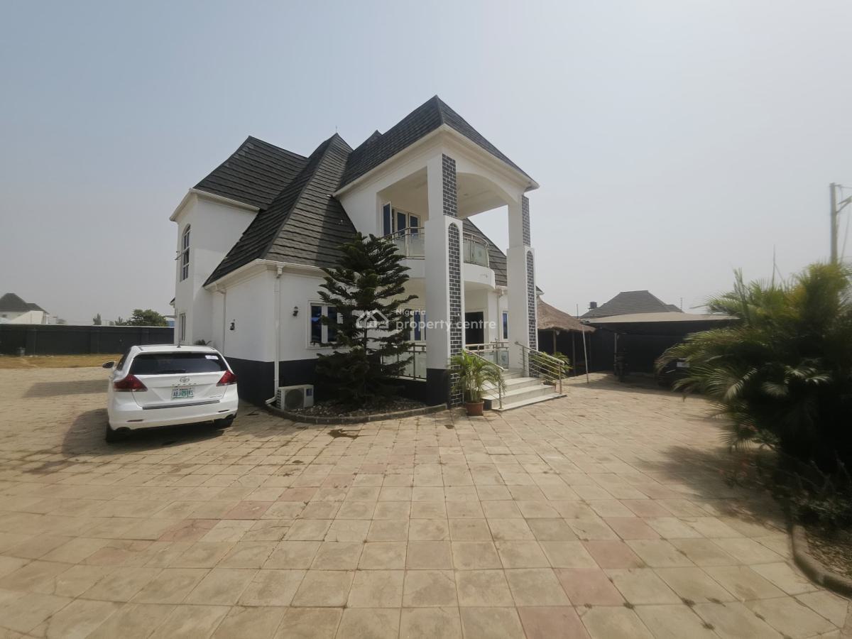 Spacious/standart Fully Detached Four(4) Bedroom Duplex with Gatehou, By Shafa Fueling Station, After Dunamis Church,  Airport Road Abuja., Lugbe District, Abuja, Detached Duplex for Rent