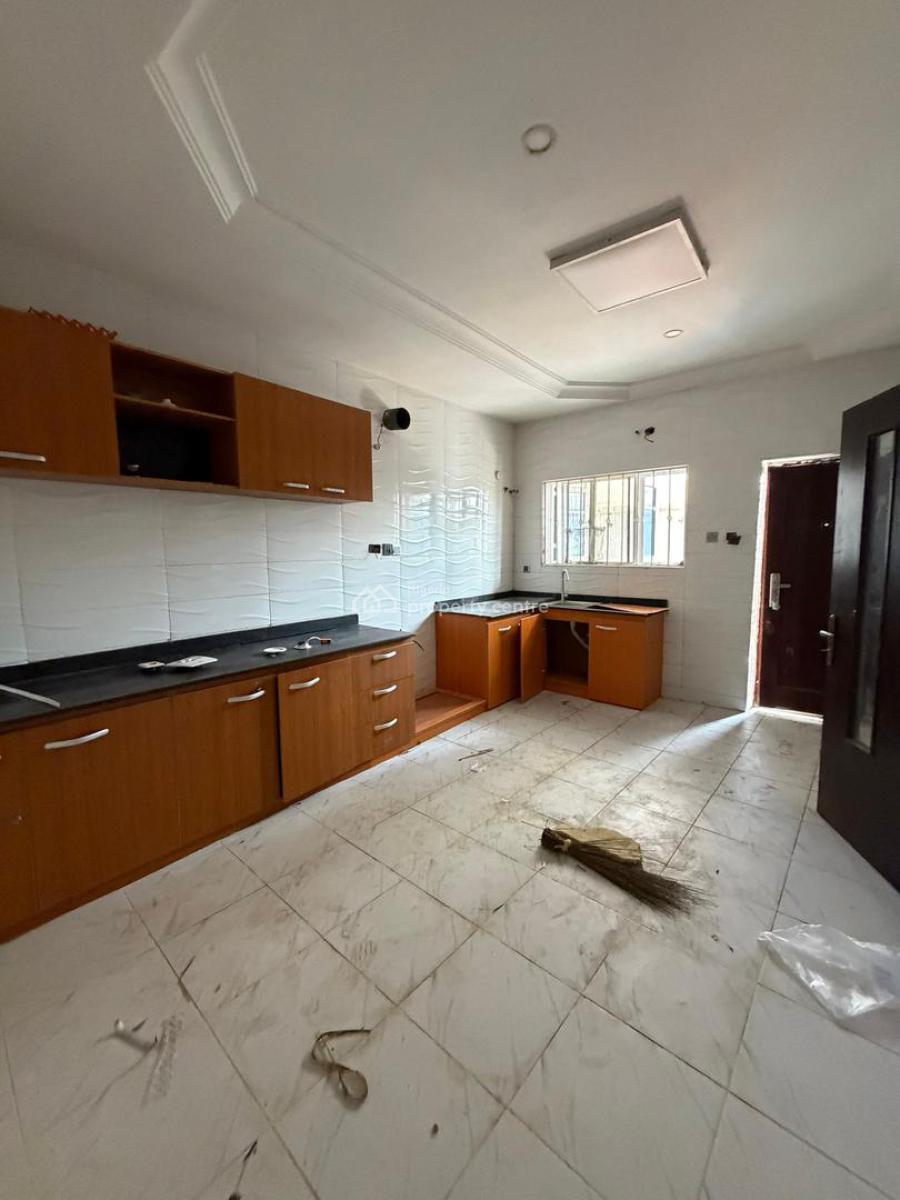 Great Deal in Ikate: 4-bedroom Semi-detached with Luxury Amenities, Ikate, Lekki, Lagos, Semi-detached Duplex for Rent