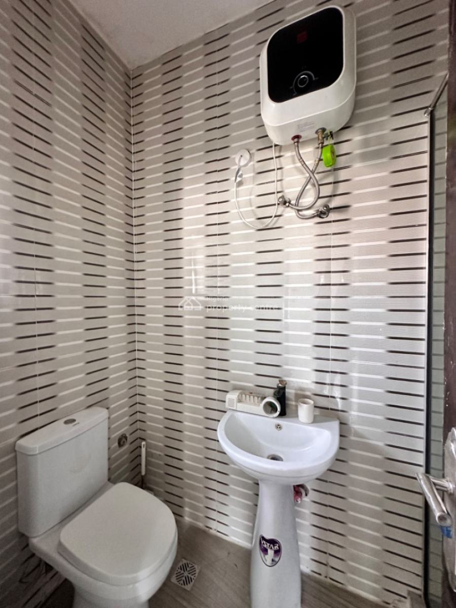 Clean 1bedroom Apartment, New Road Estate Before Chevron, Lekki, Lagos, Mini Flat (room and Parlour) for Rent