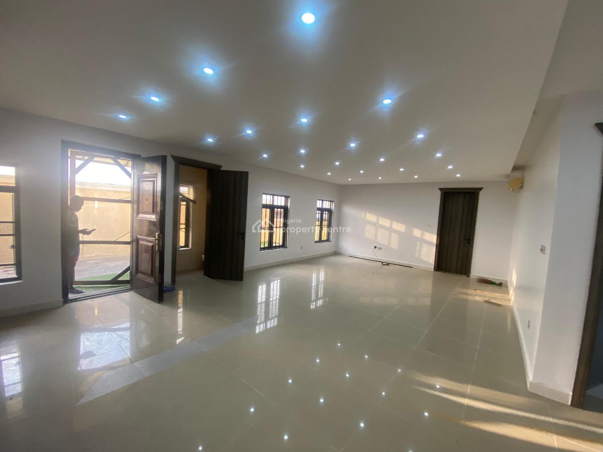 3bedroom Penthouse Apartment with Bq in a Gated Call to Access Estate, Agungi, Lekki, Lagos, Flat / Apartment for Rent