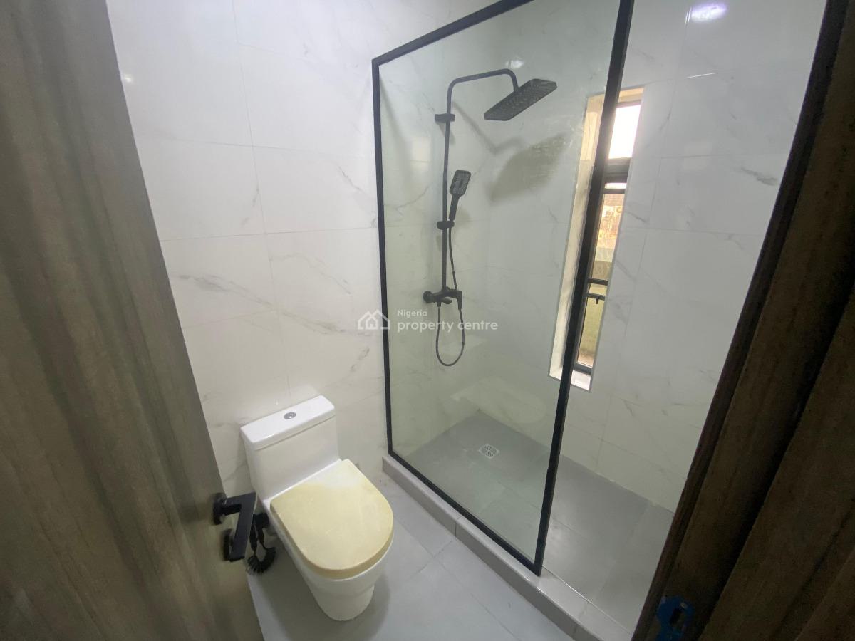 3bedroom Penthouse Apartment with Bq in a Gated Call to Access Estate, Agungi, Lekki, Lagos, Flat / Apartment for Rent