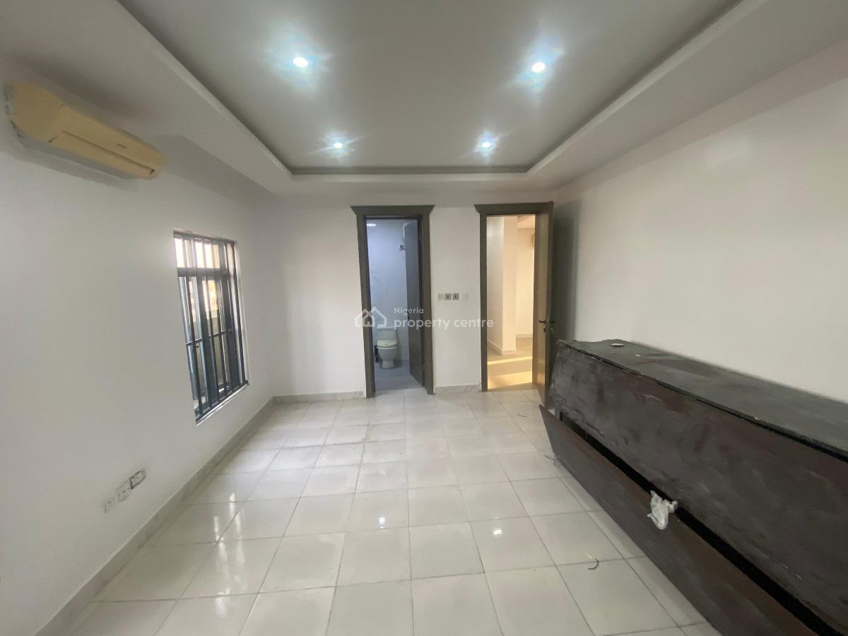 3bedroom Penthouse Apartment with Bq in a Gated Call to Access Estate, Agungi, Lekki, Lagos, Flat / Apartment for Rent