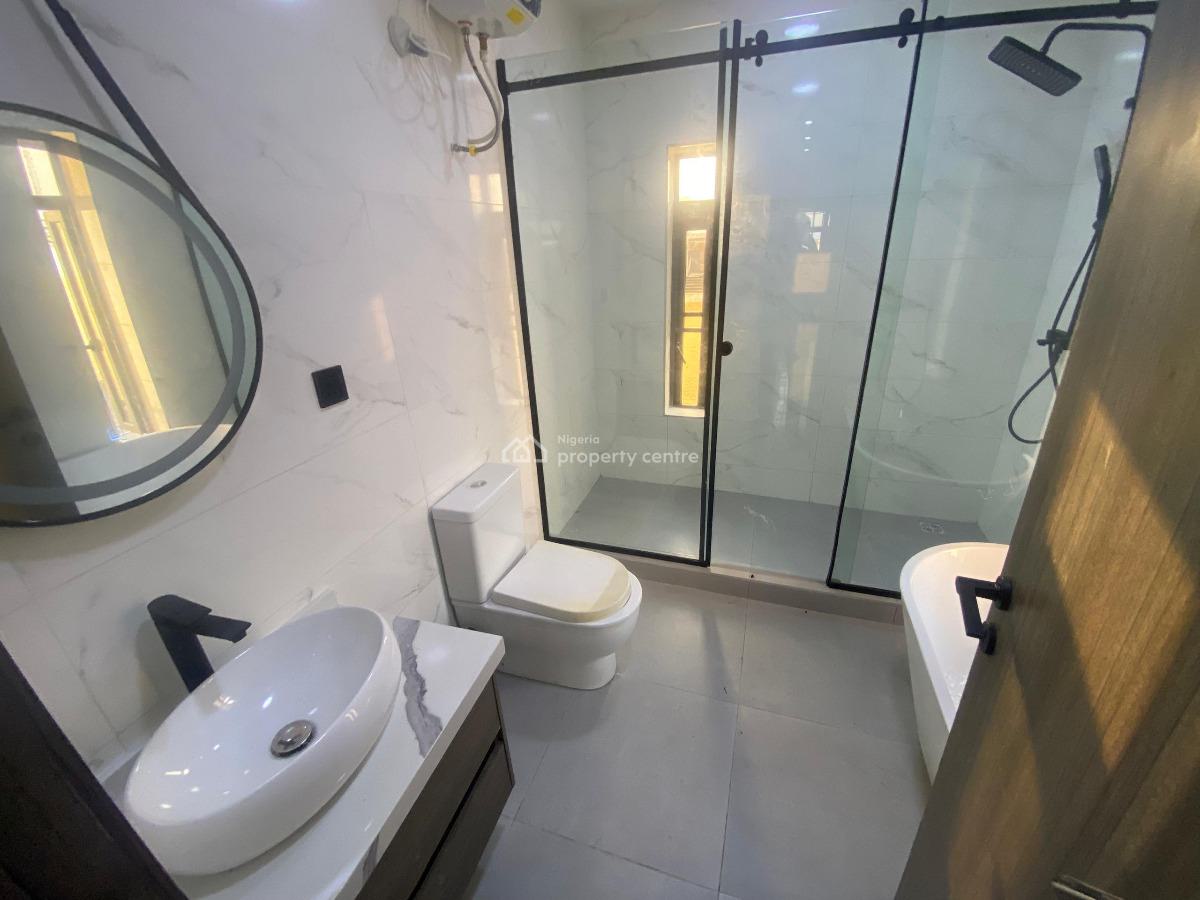 3bedroom Penthouse Apartment with Bq in a Gated Call to Access Estate, Agungi, Lekki, Lagos, Flat / Apartment for Rent