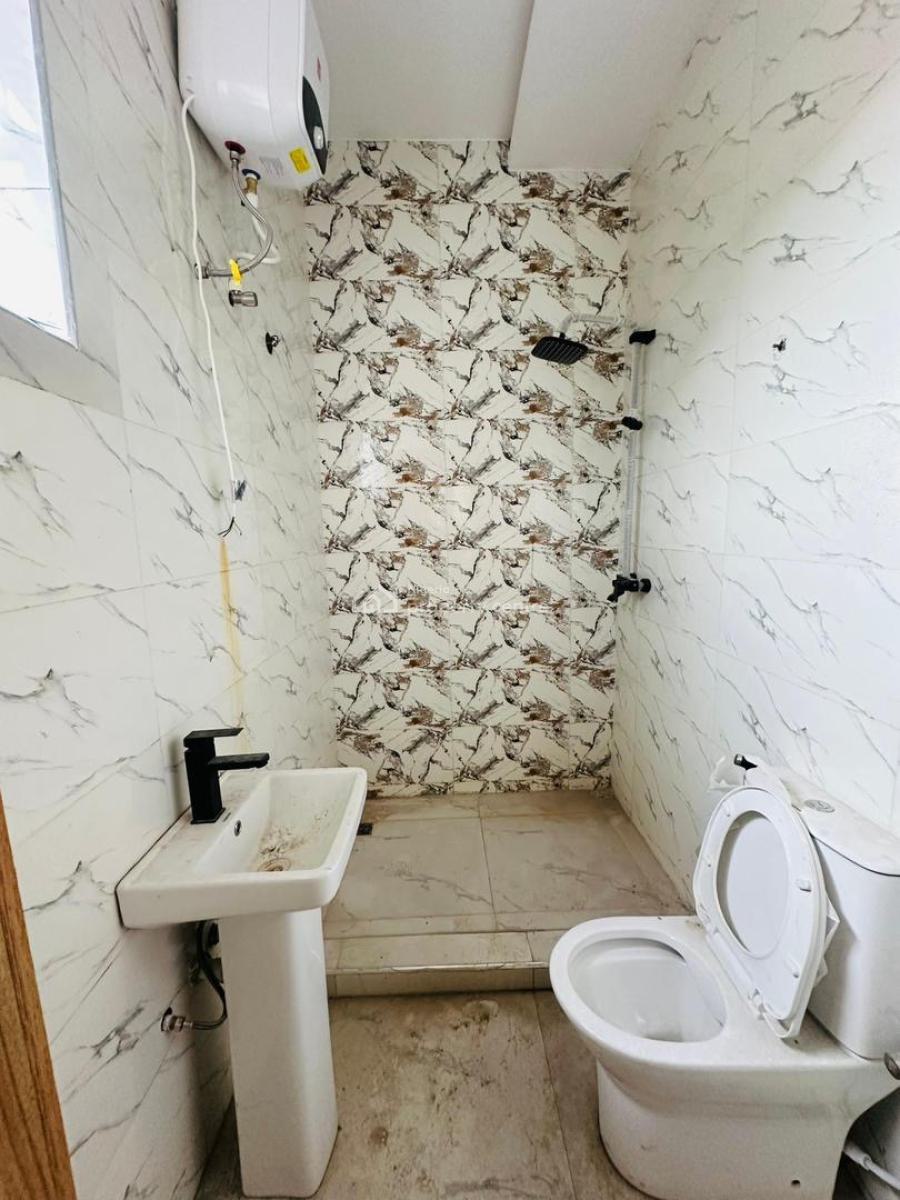 4 Bedroom Detached Duplex at Magodo, Magodo, Lagos, Detached Duplex for Sale