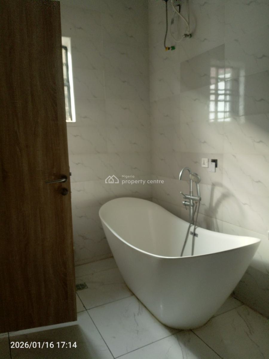 1 Bedroom Masters Bedroom with Balcony, Orchid Road, Emcel Garden Estate, Ikota, Lekki, Lagos, Flat / Apartment for Rent