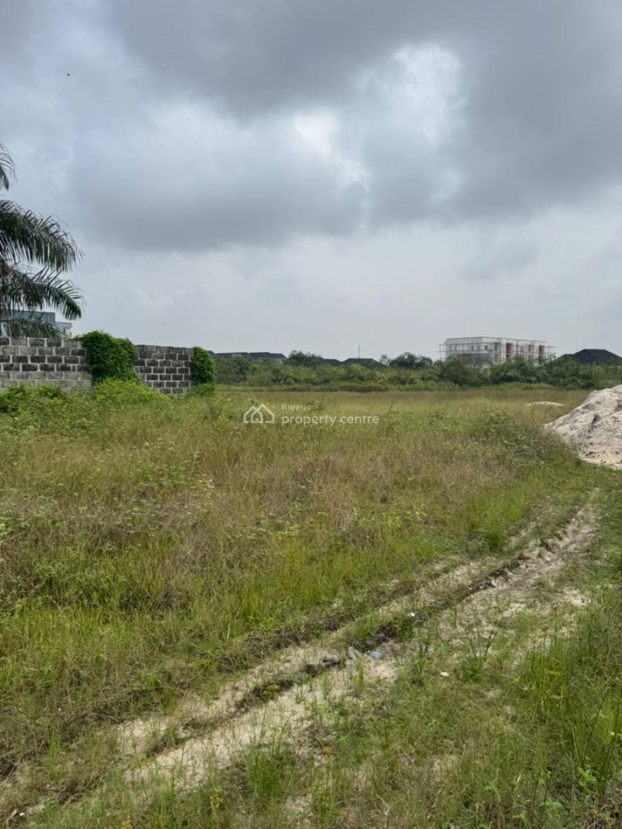Distress Plots of Dry Land in a Serene and Developed Estate, Oribawa, Behind Mayfair Gardens, Awoyaya, Ibeju Lekki, Lagos, Mixed-use Land for Sale