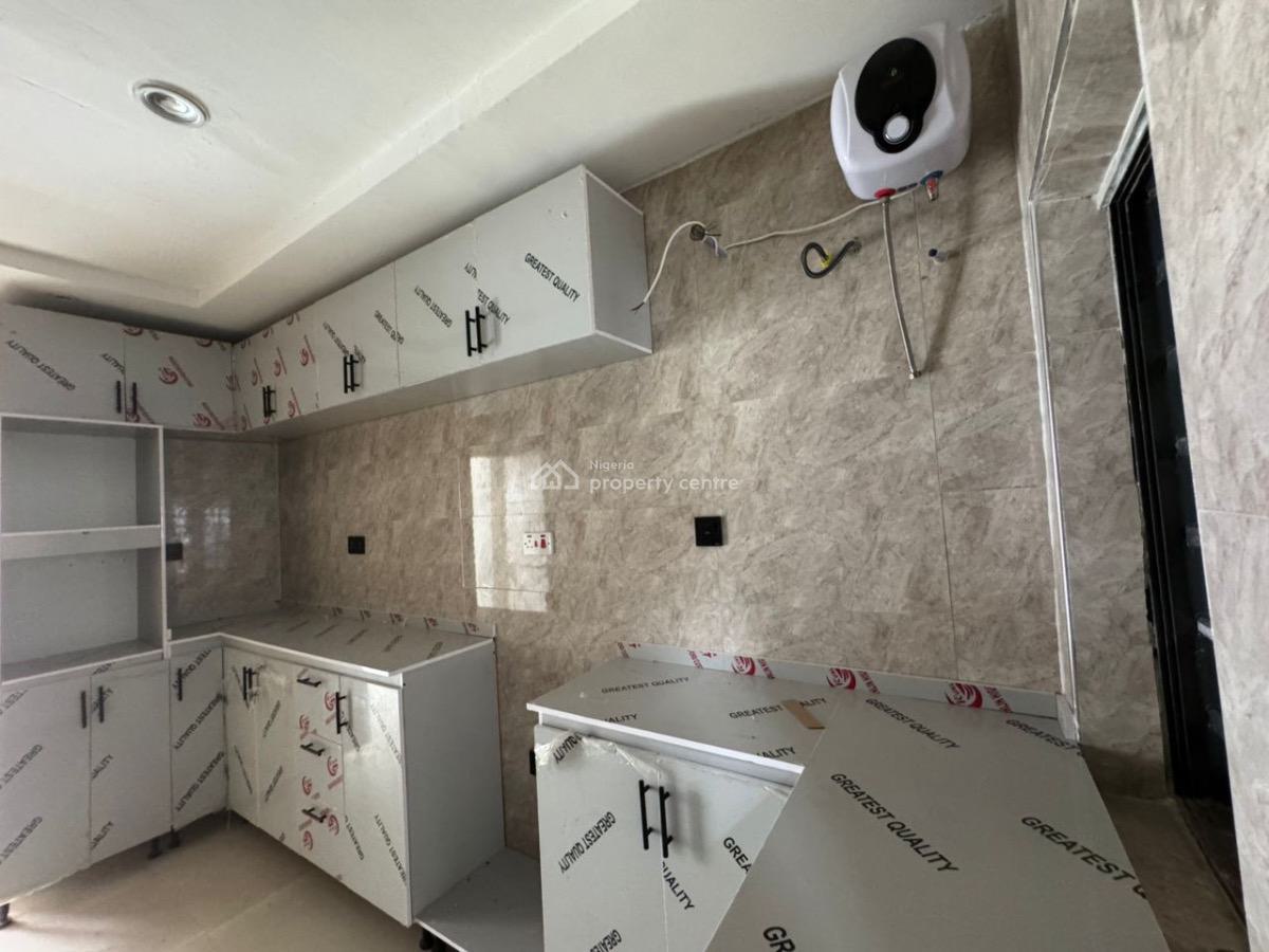 Brand Newly Built Serviced Luxury 3bedrooms Apartment, Ologolo, Lekki, Lagos, Flat / Apartment for Rent